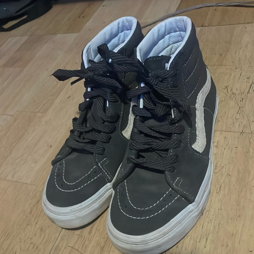 Barely worn vans hightops